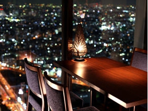 夜景レストラン新宿（星空の中へ）リムジン